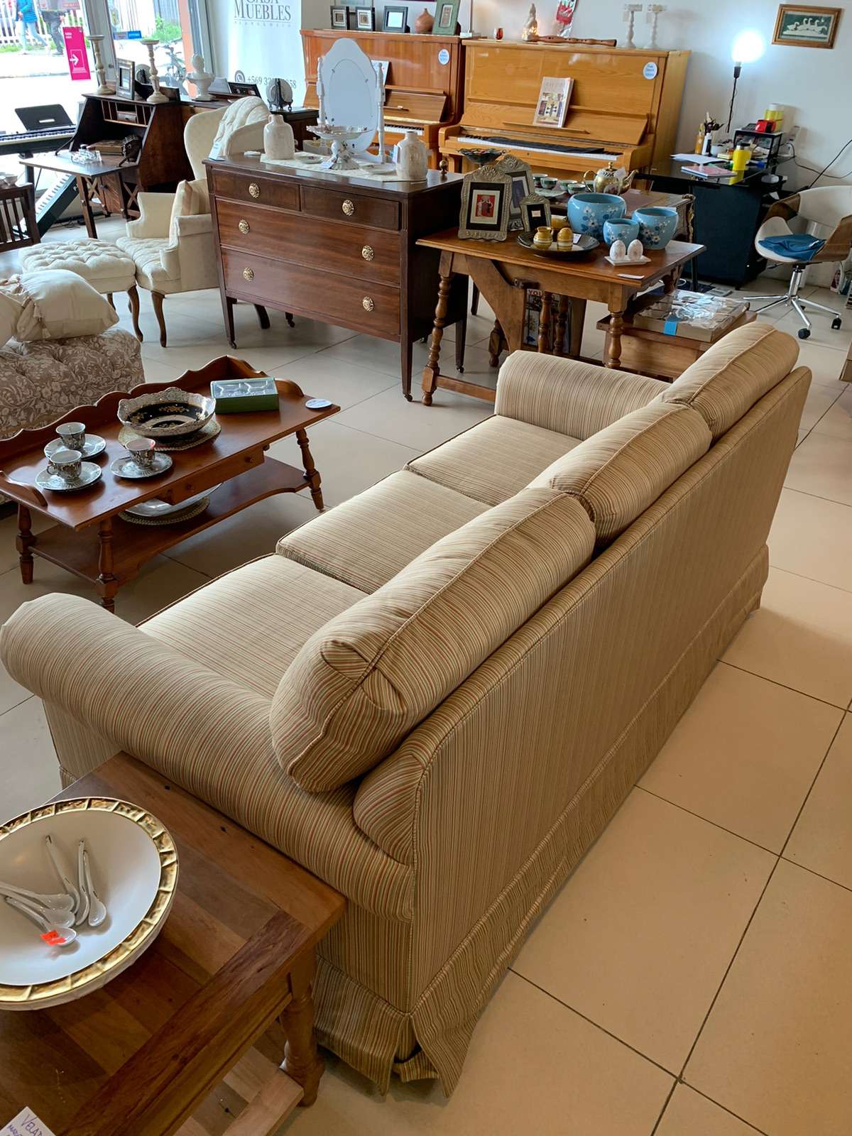 Sofa tres cuerpos ETHAN ALEN - Imagen 3